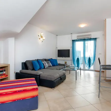 Ferienhaus Two-bedroom In Volme *