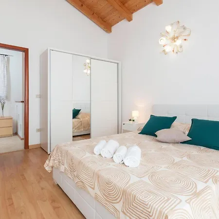Two-bedroom In Volme Ferienhaus *