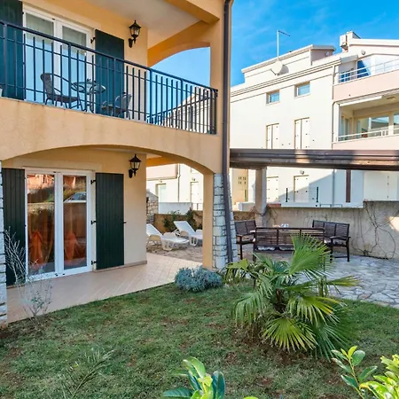 Two-bedroom In Volme *
